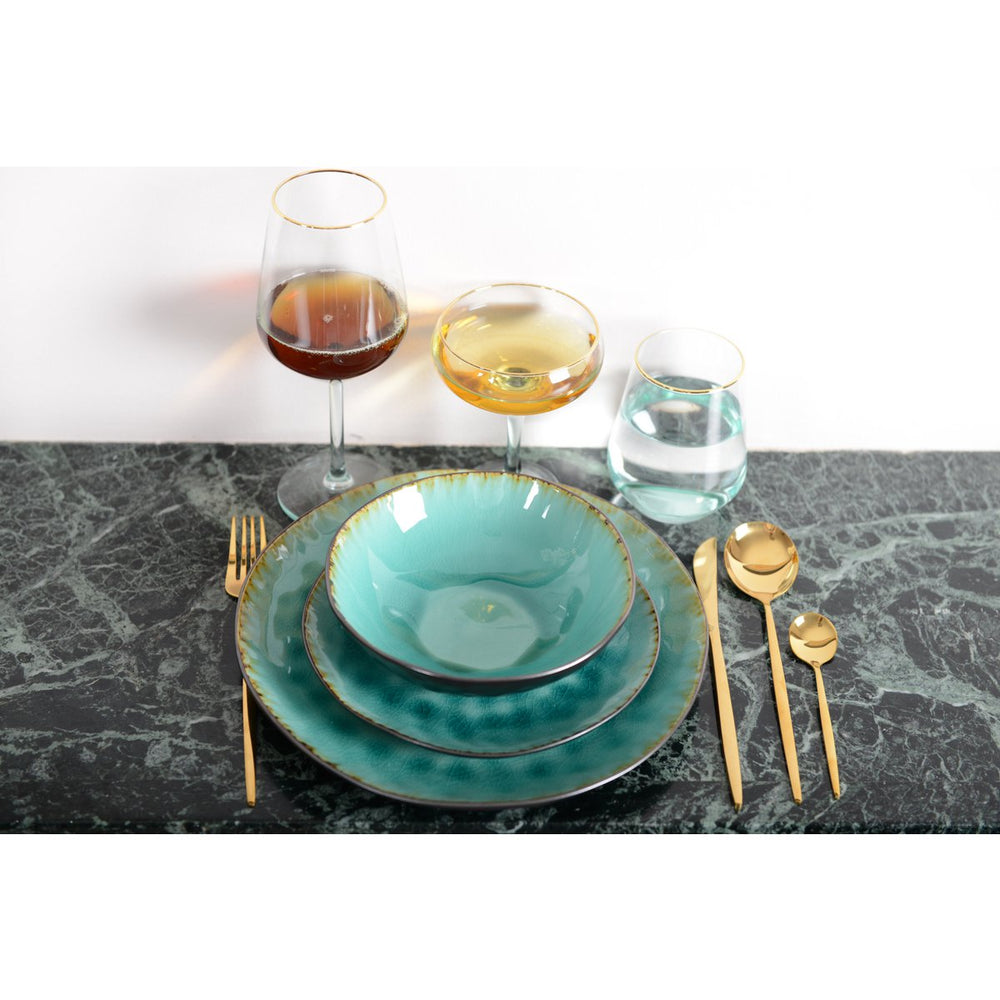 
                  
                    Turquoise bord 27 cm
                  
                